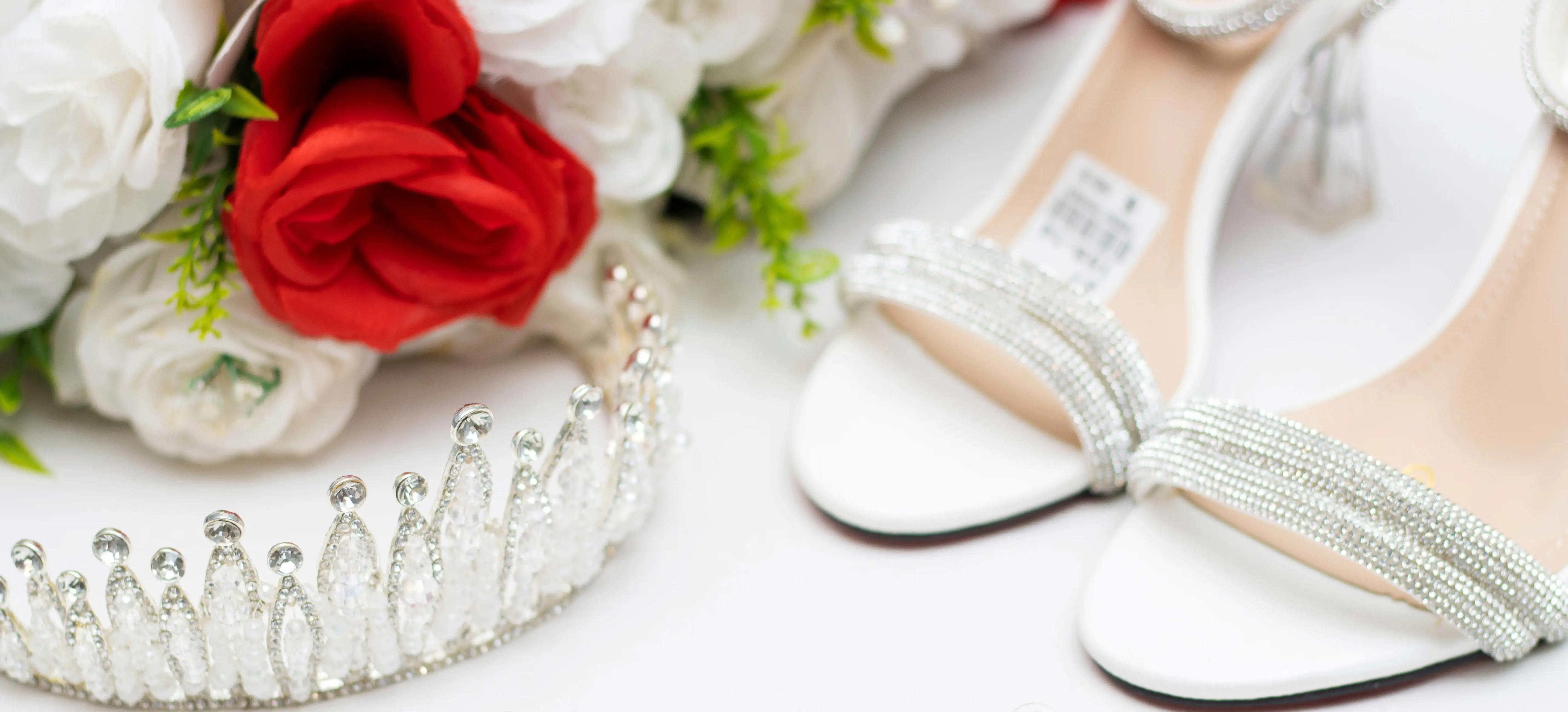 ConfettiRain Bridal accessories collection